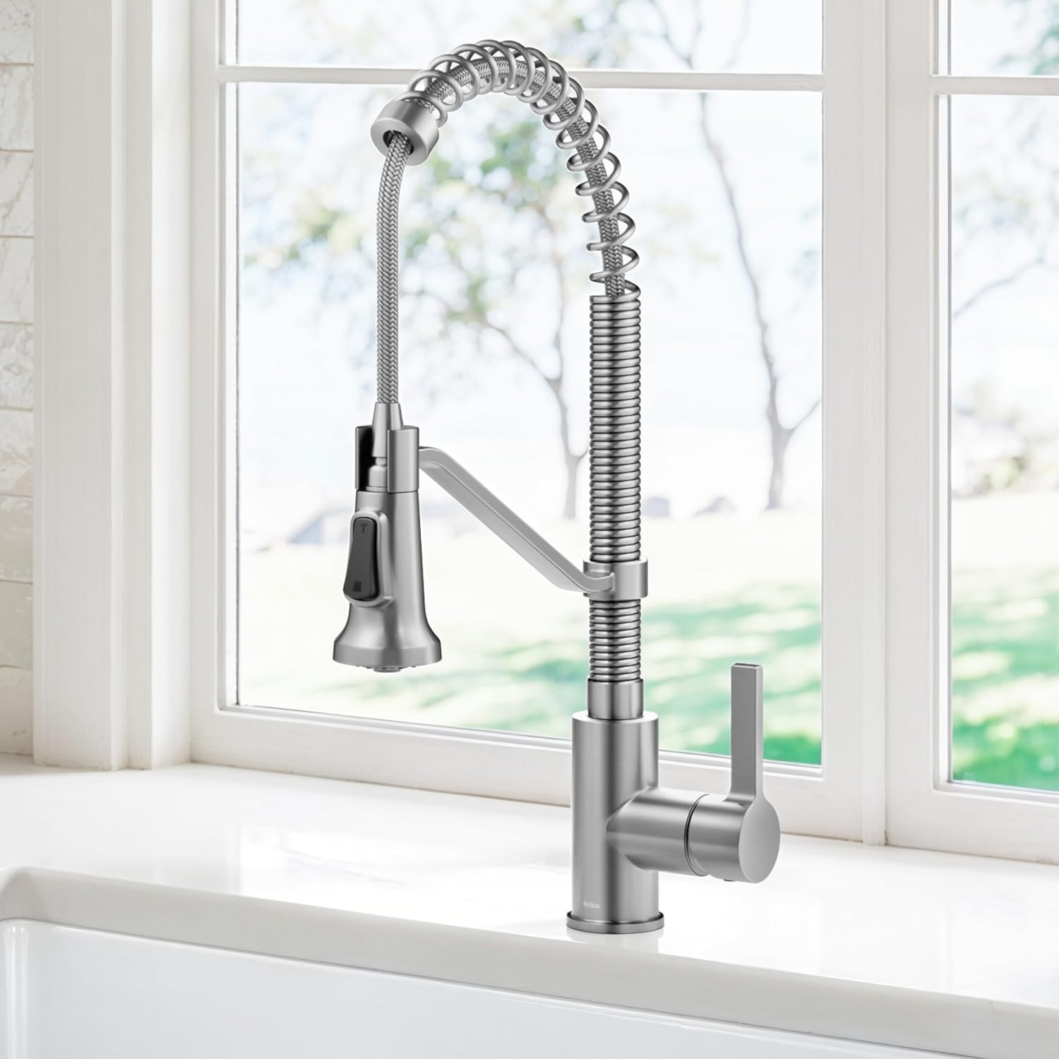 KRAUS Britt Spot-Free Stainless Steel 2-Function Pull-Down Kitchen Faucet