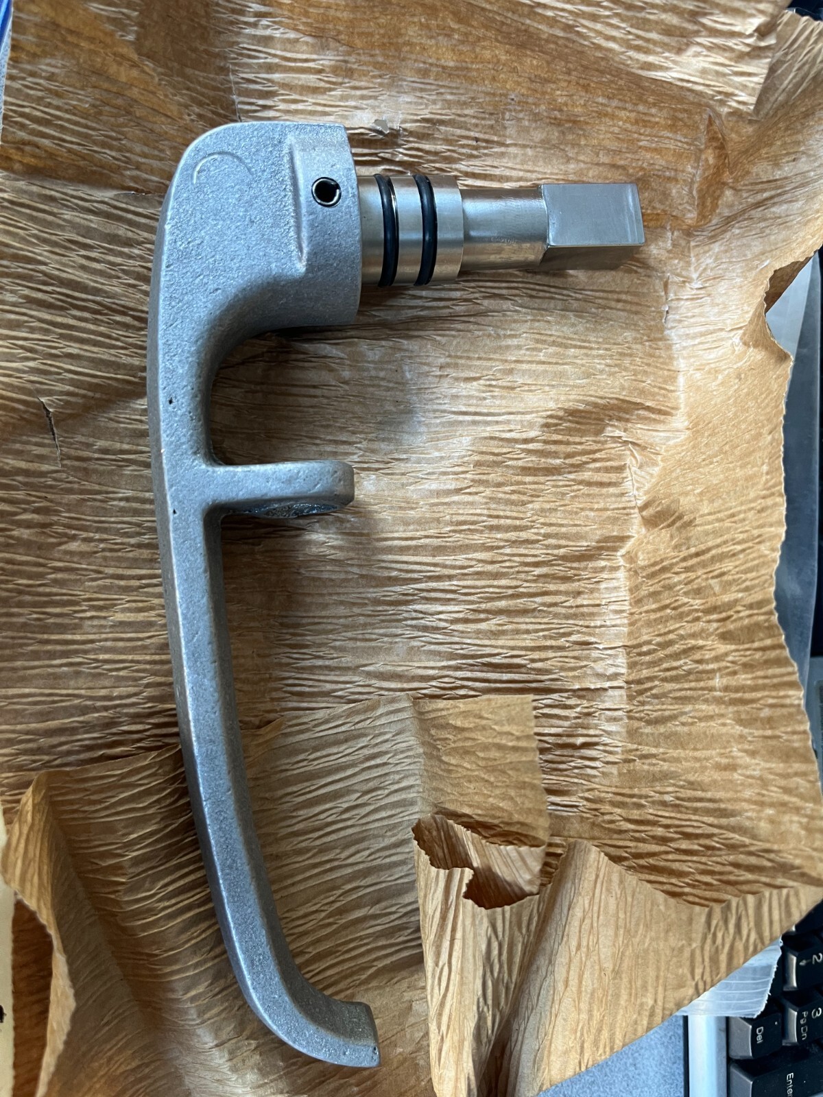 Door Handle FMTV  M1078A1 2540-01-540-3287  12442562  +++++++++++++++++