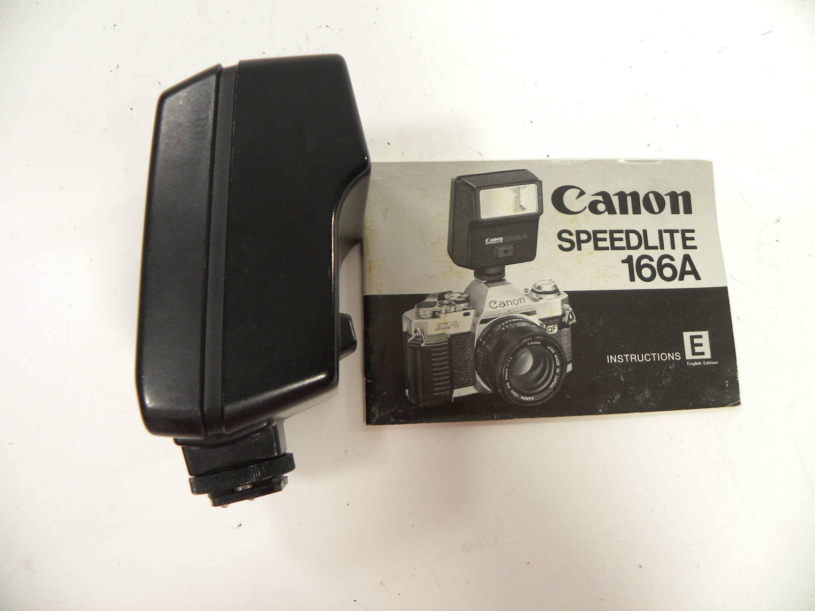 Canon Speedlite 166A Shoe Mount Flash