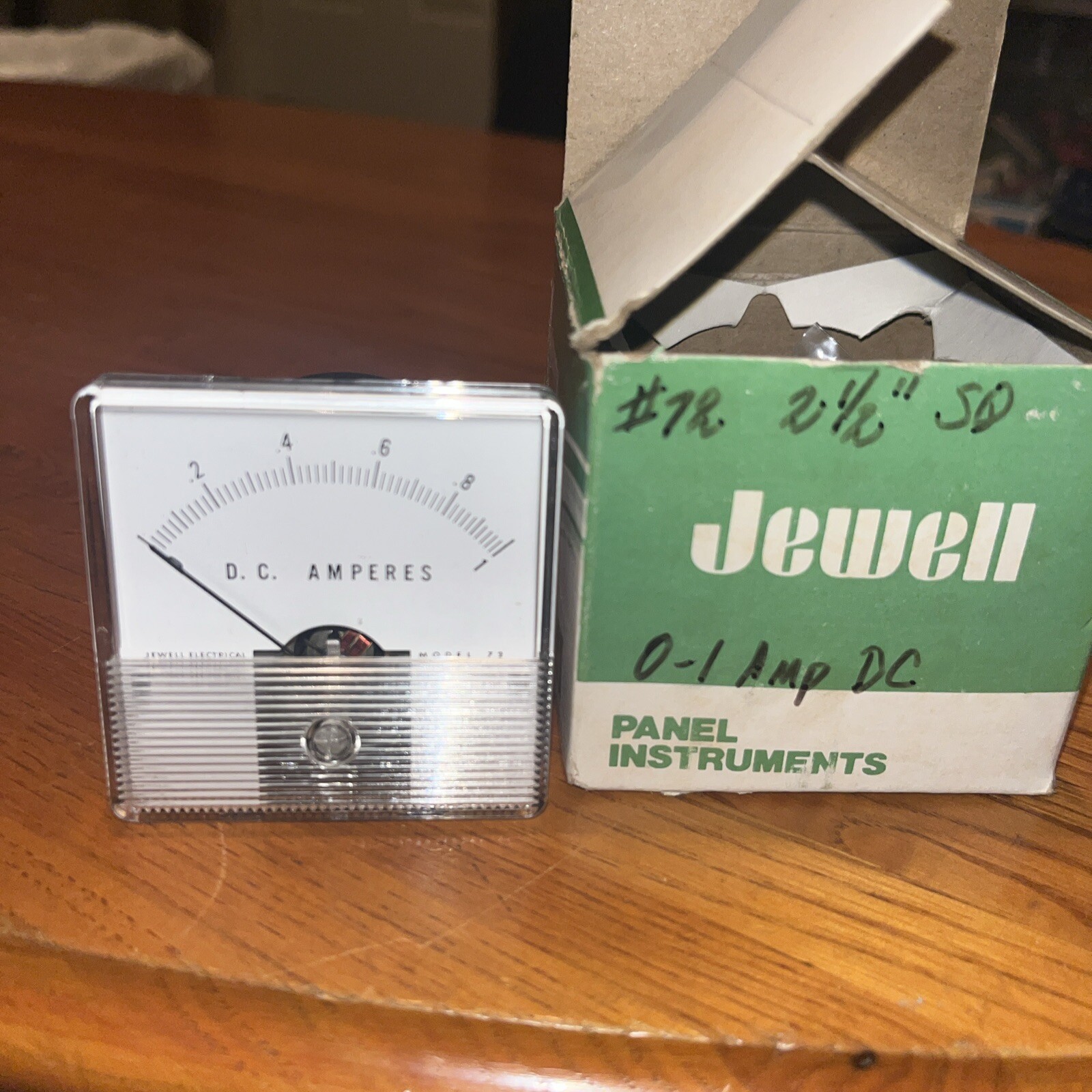 JEWELL - Panel Instruments - Model 72 D.C. Ampers -1-1