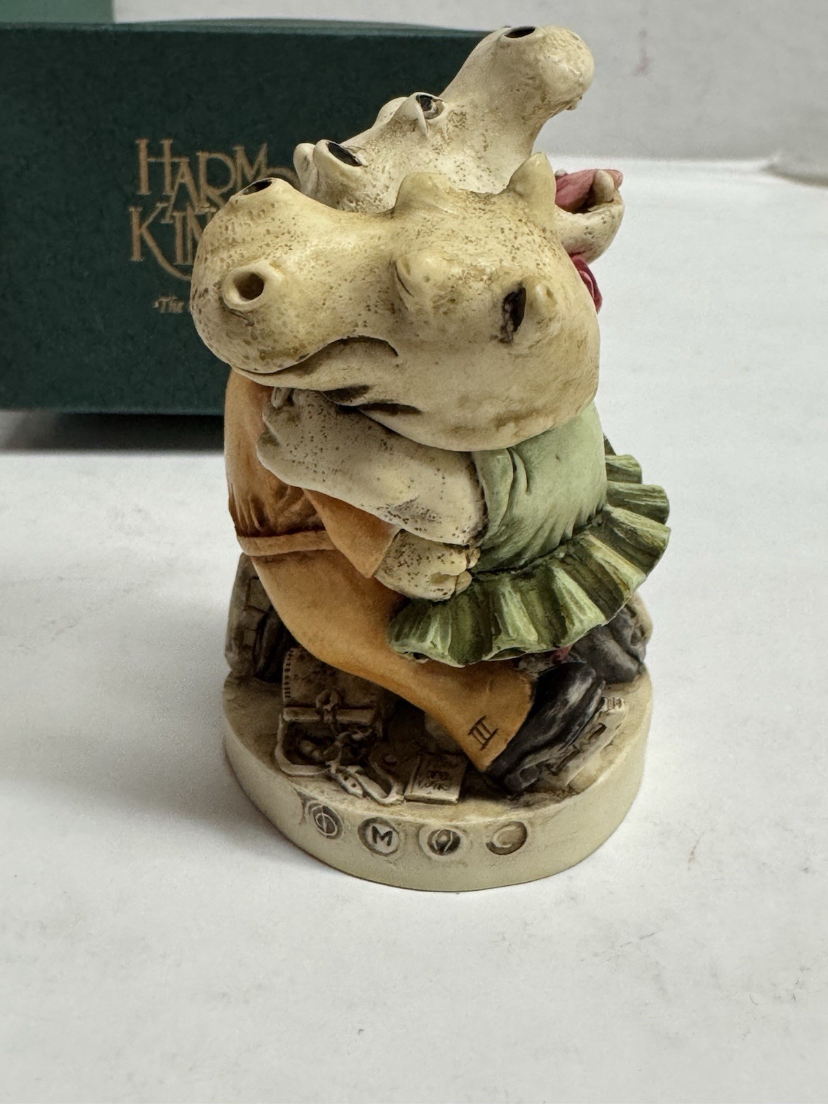 Harmony Kingdom GCC Exclusive Thin Ice Skating Hippos Trinket Box- #4823 Signed