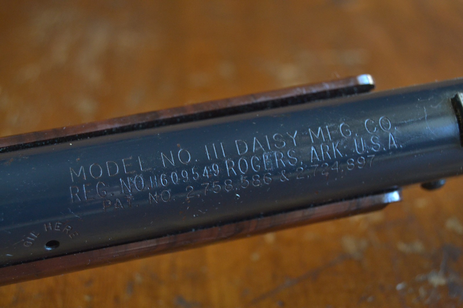 Vintage Daisy Model 111 Air Rifle BB Gun Cougar Graphics Working Condition