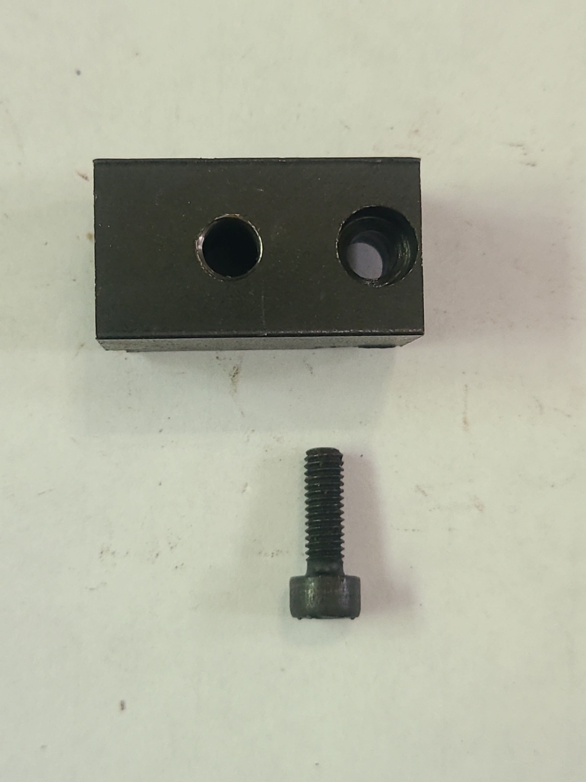 Traditions Buckhunter Pro .50 Cal. Bedding Block With Screw Muzzleloader