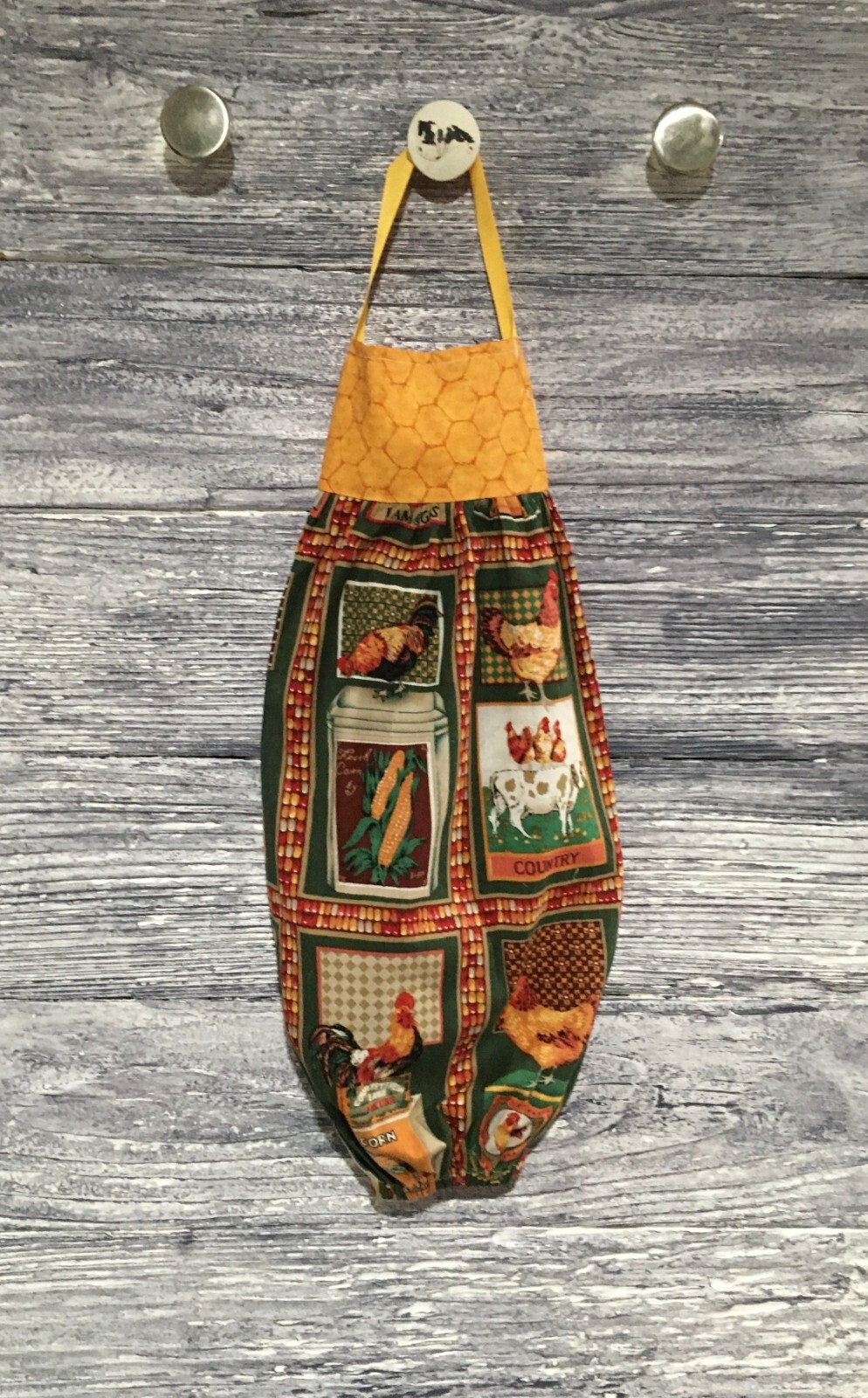 Plastic Grocery Bag Rag Sock Holder Chickens Cow Ears of Corn Country Sampler