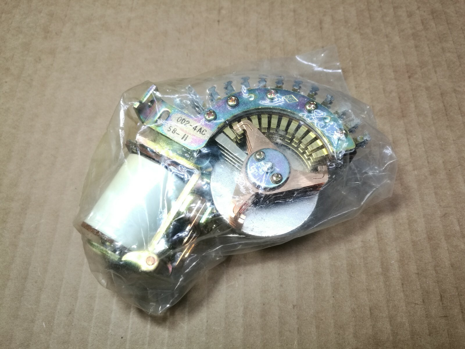 NEW OKI Electric / Omron OD2-4AC 0D2-4AC Rotary Switch