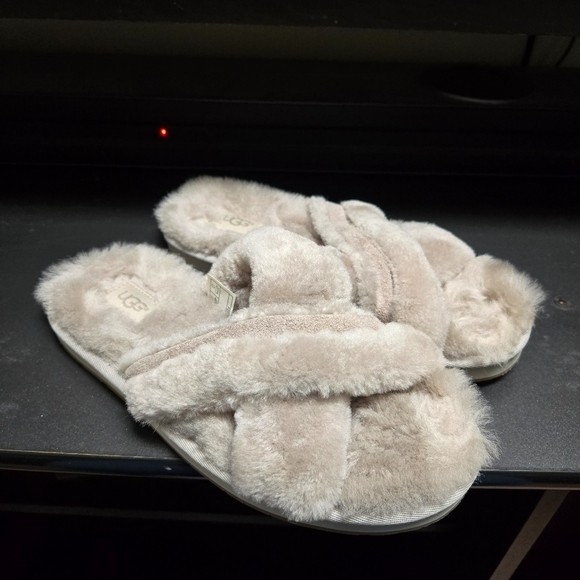 UGG Abela Gray Genuine Shearling Flip Flop