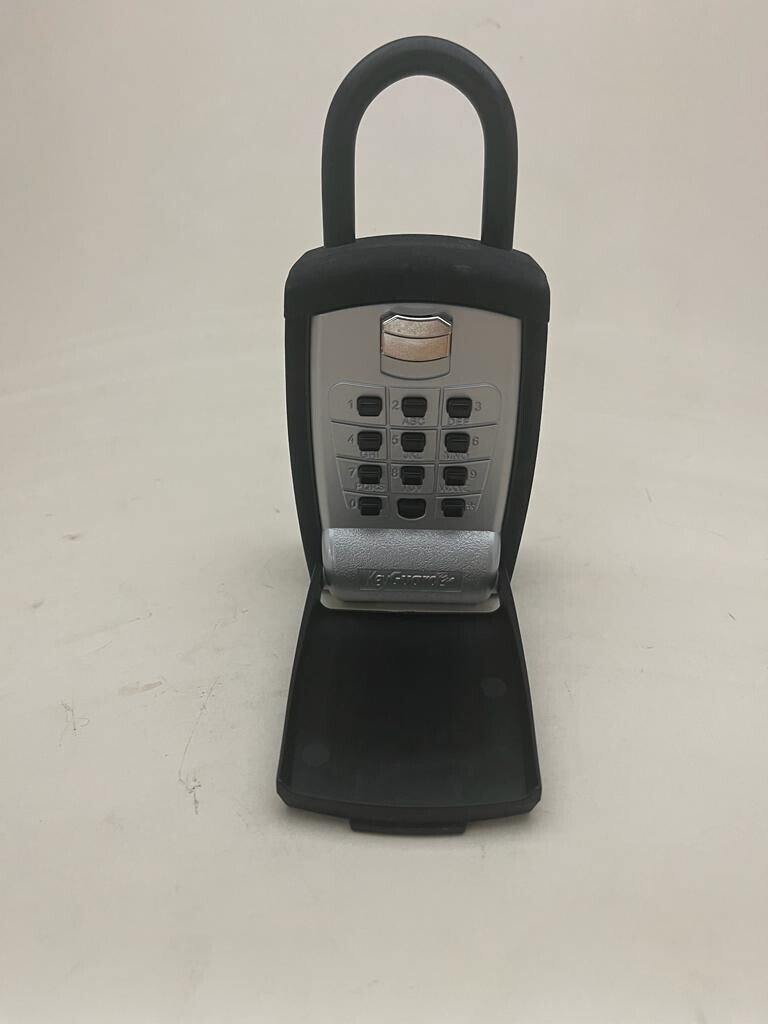 KeyGuard Pro Key Safe