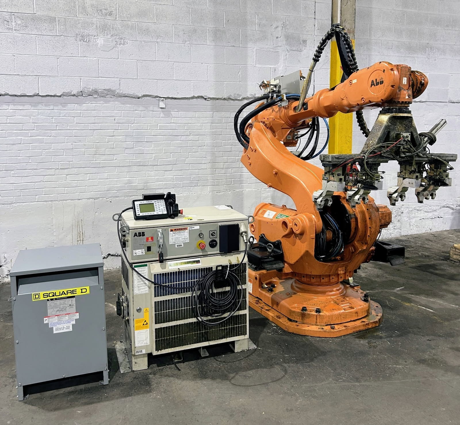 ABB IRB6600 ROBOT - Controls, Teach Pendant, Just removed from Service