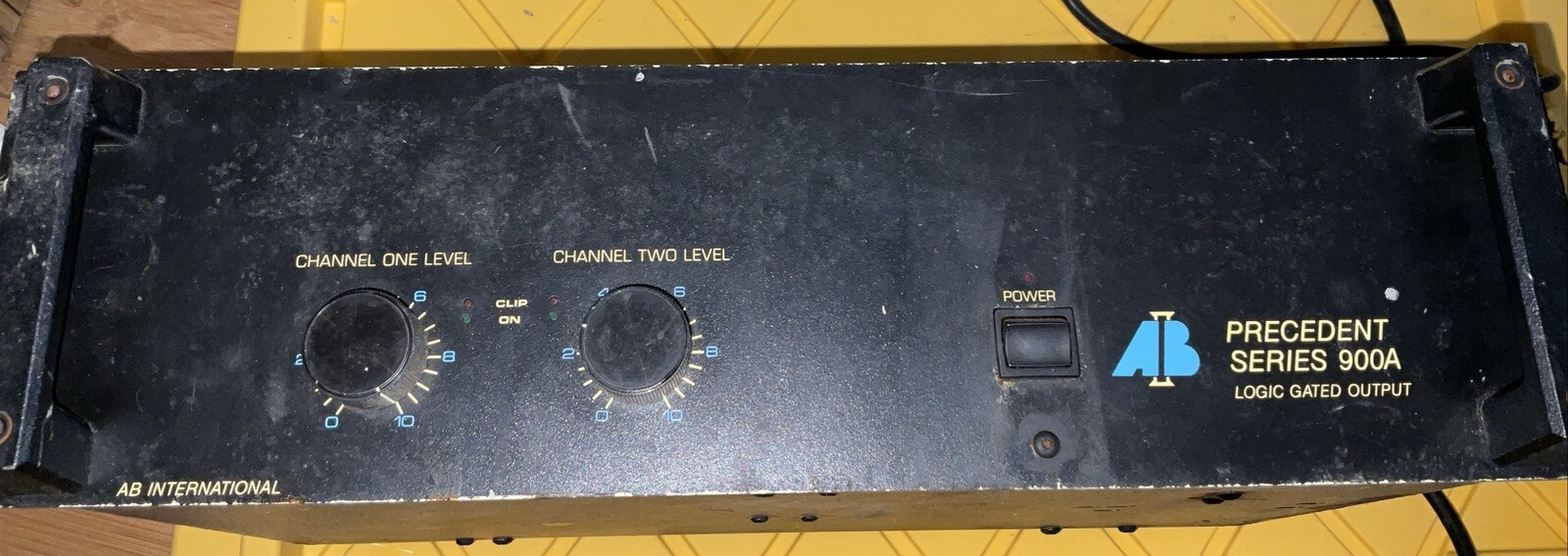 AB International Precedent Series 900A Power Amp