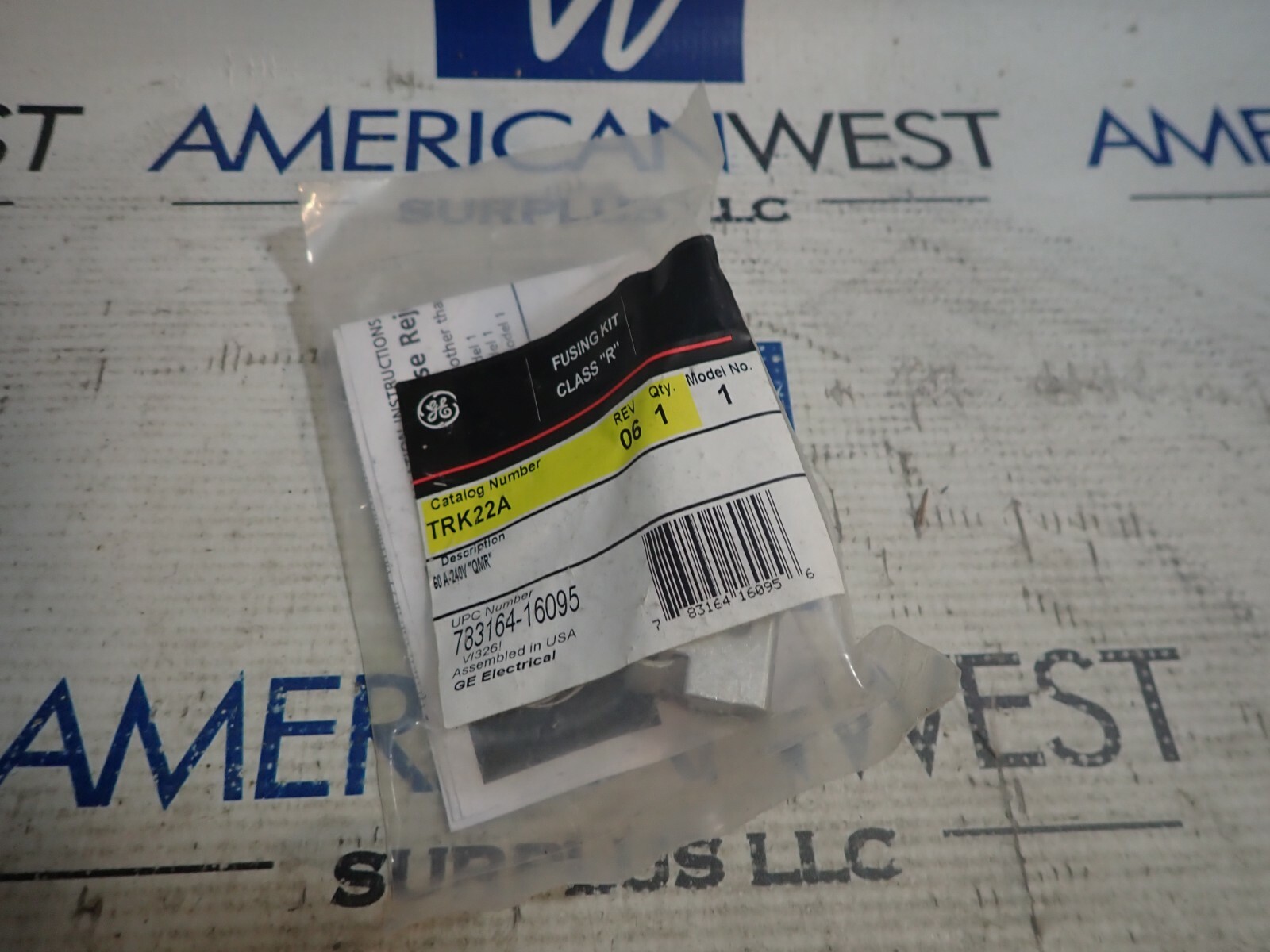 New Surplus General Electric TRK22A Class R Fuse Kit