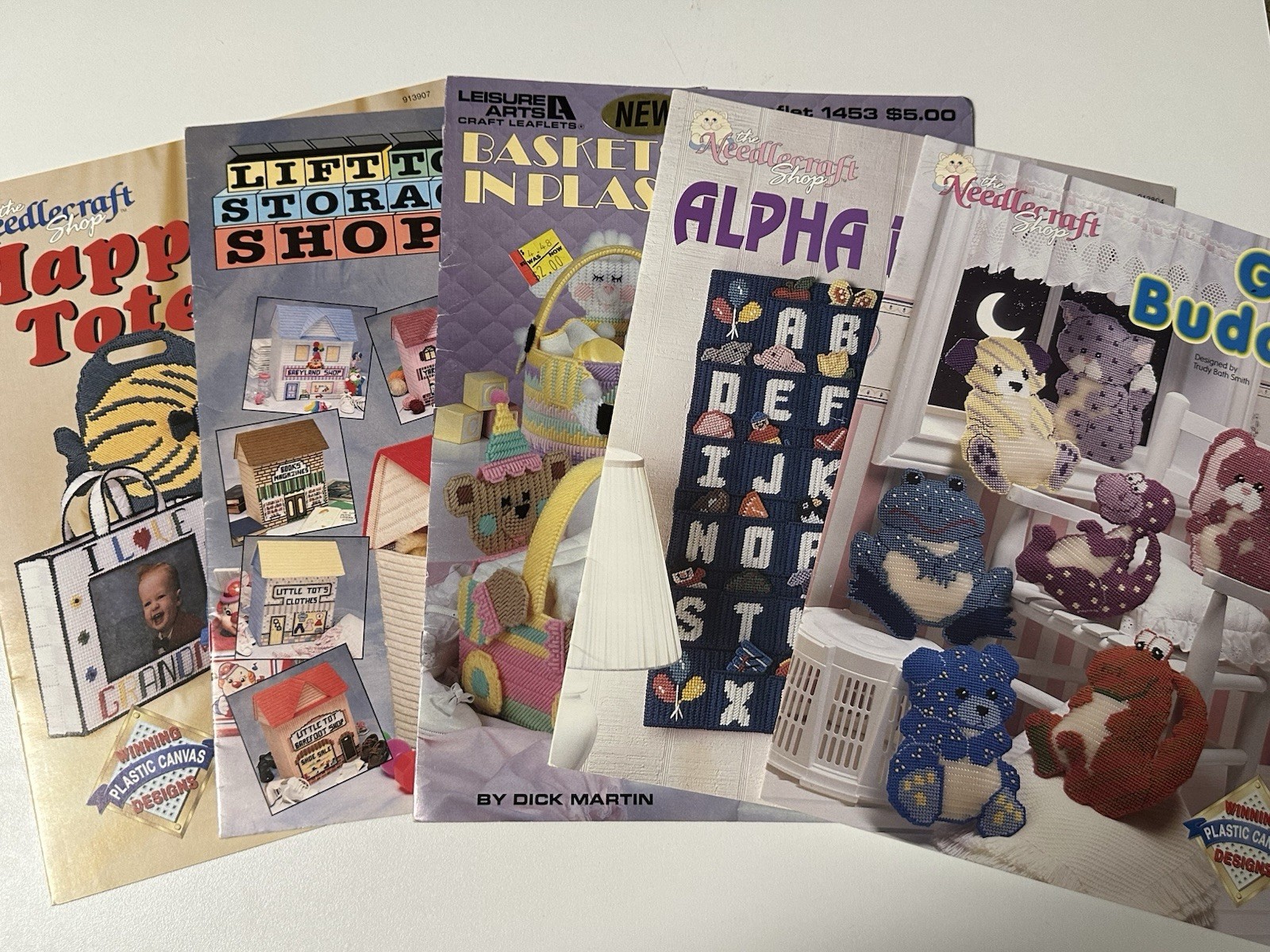 Vintage Plastic Canvas Pattern Leaflets Leisure Arts Needlecraft Shop Lot