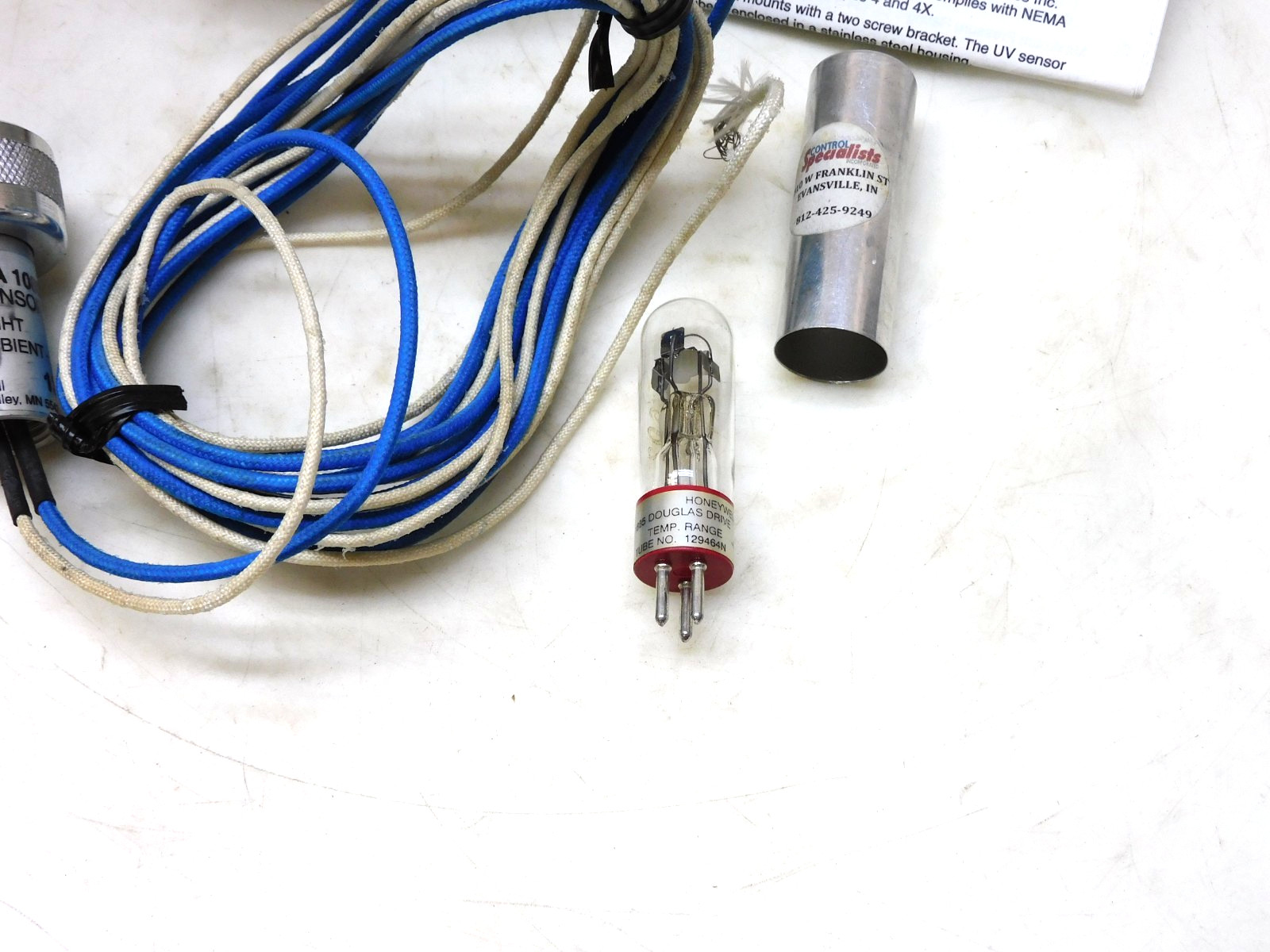 Honeywell C7035A 1080 Ultraviolet Flame Detector Sensor