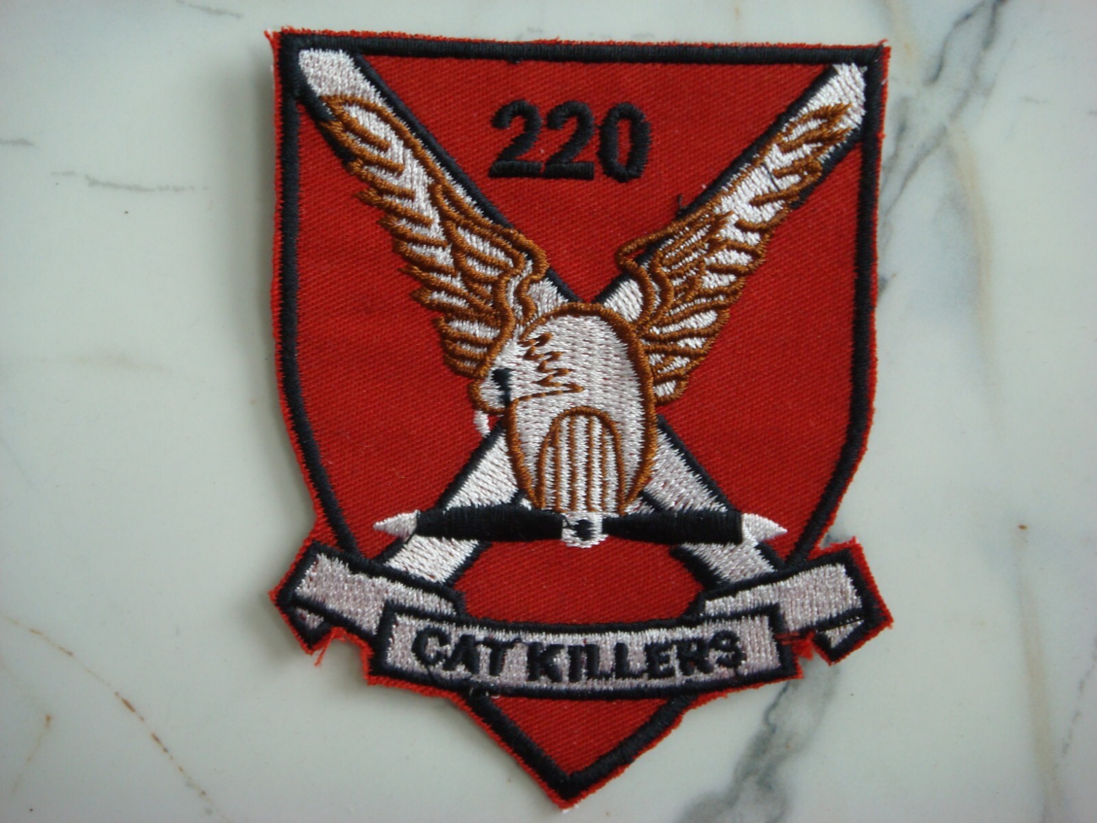 US ARMY 220th AVIATION " CAT KILLERS ", VIETNAM WAR PATCH,