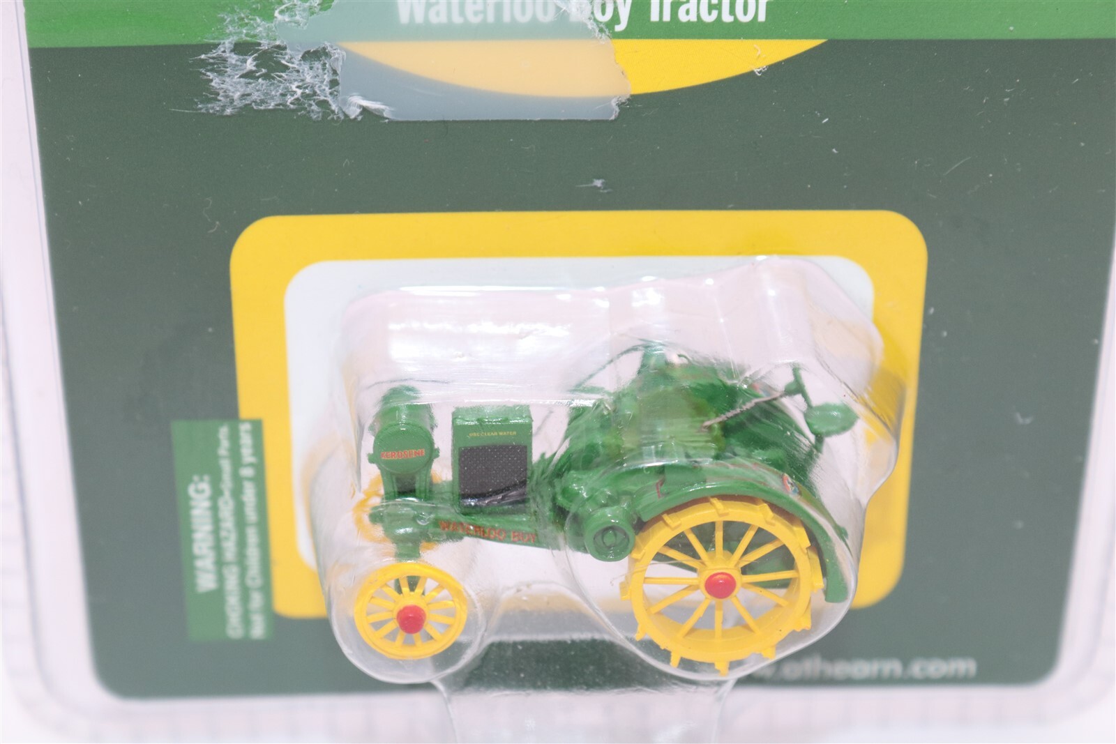 Athearn #7702 John Deere Waterloo Boy Tractor - NEW -