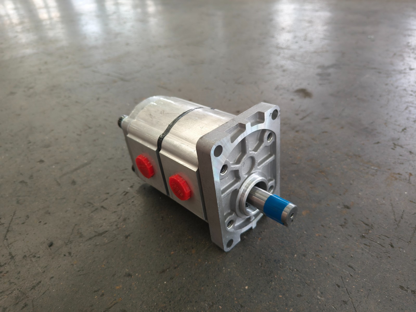 AGT YSRT14 Mini Skid Steer Loader Hydraulic Pump Brand New - Efficient