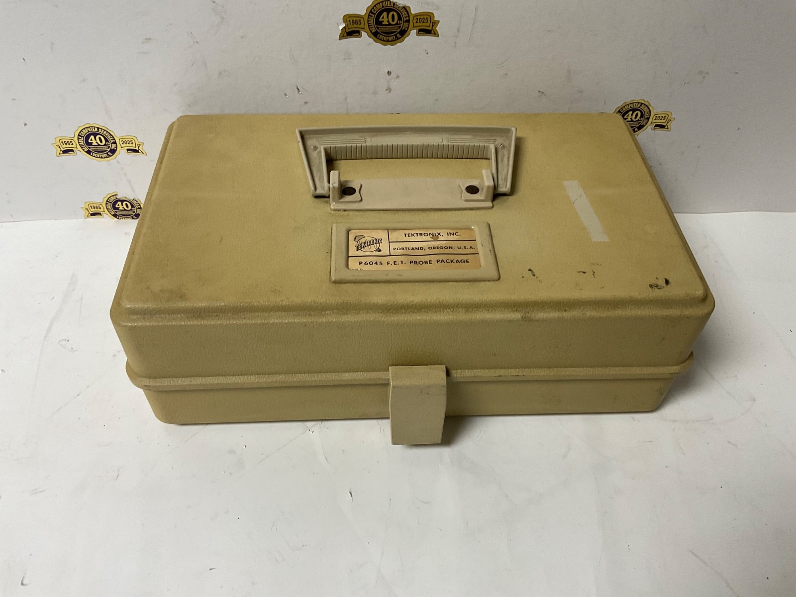 Tektronix P6045 FET Probe Package box 010-0357-02 010-0358-01 015-0073-00 power