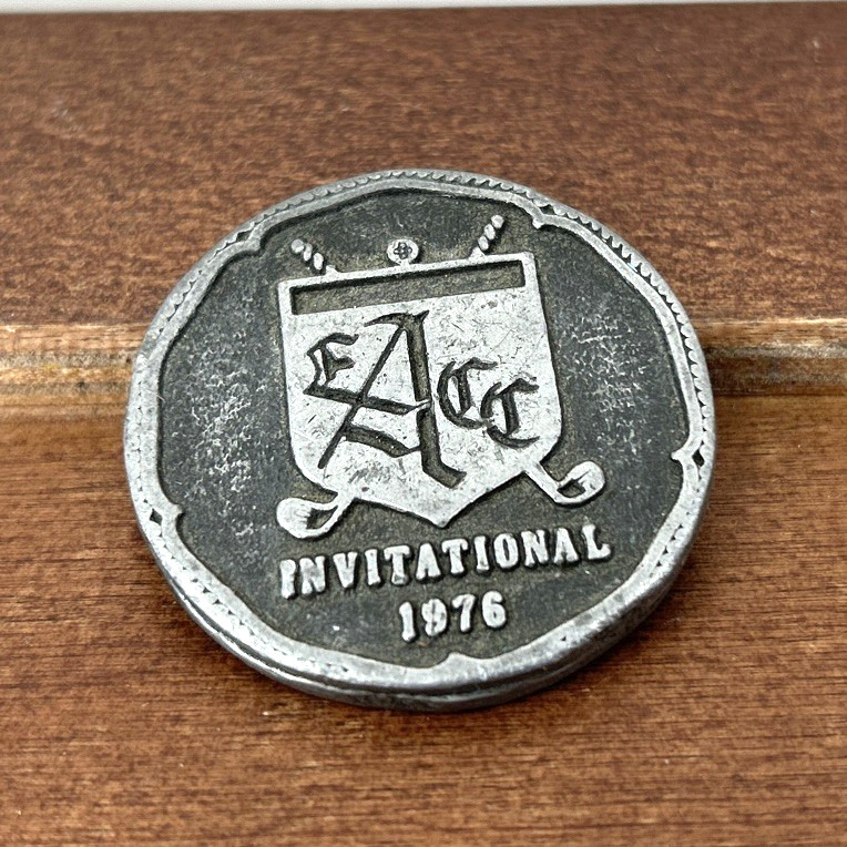 Vtg 1976 East Aurora CC EACC Invitational Golf Bronze Medallion Shield Crest