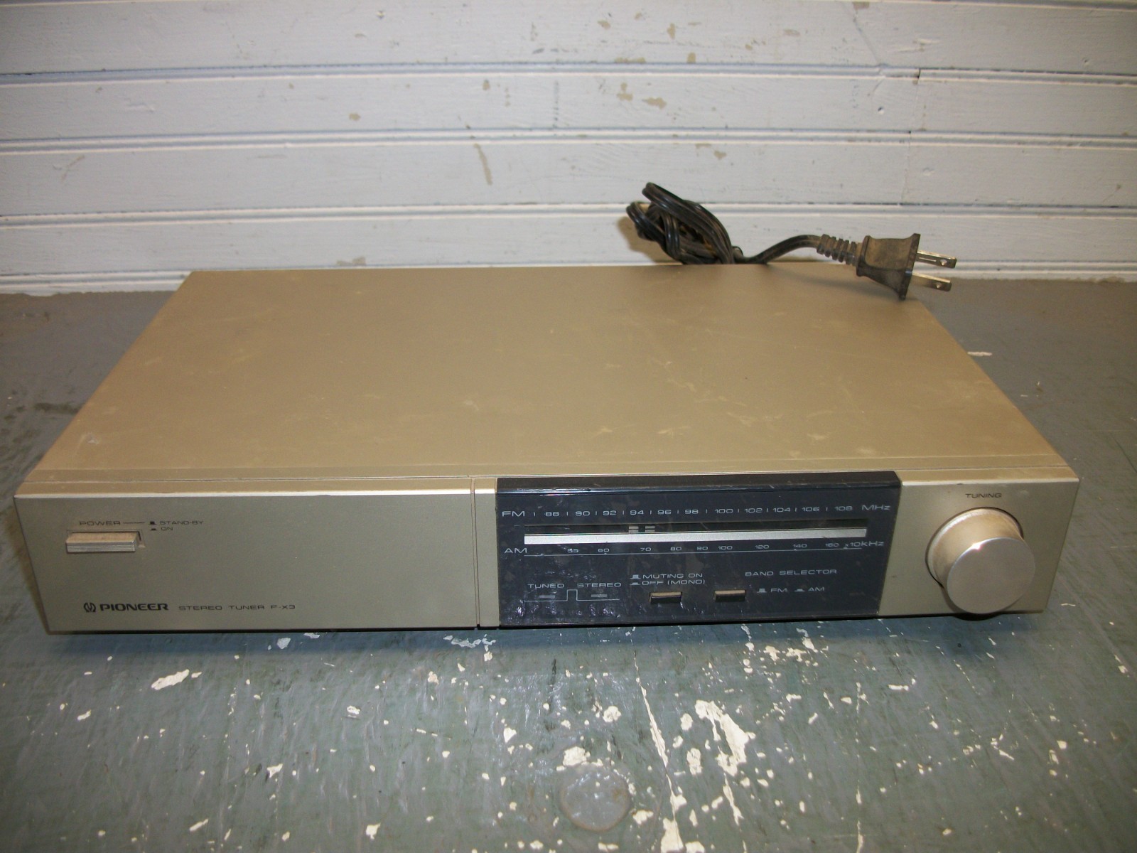 Pioneer F-X3 Stereo Tuner FM AM - Read - Untested