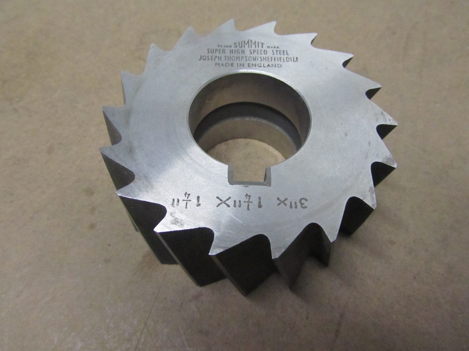 SUMMIT 3" x 1-1/4 wide x 1-1/4" keyway hole HSS Plain Milling Saw Cutter ENGLAND