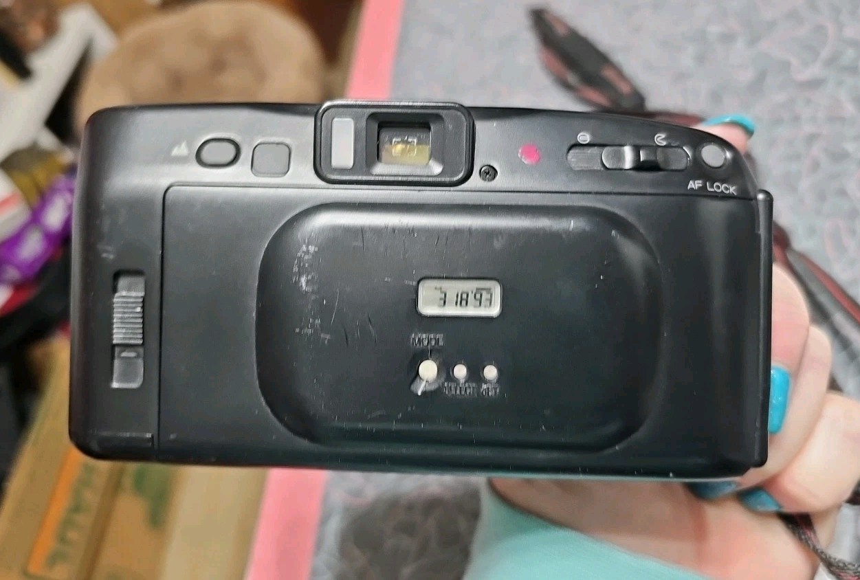 Fuji Discovery 400 Tele Plus 35mm Point & Shoot Camera Untested