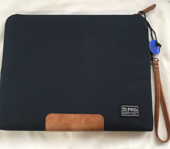 PKG - Sleeve for 14" Laptop -BLACK Model: PKG LS04-NV01TN