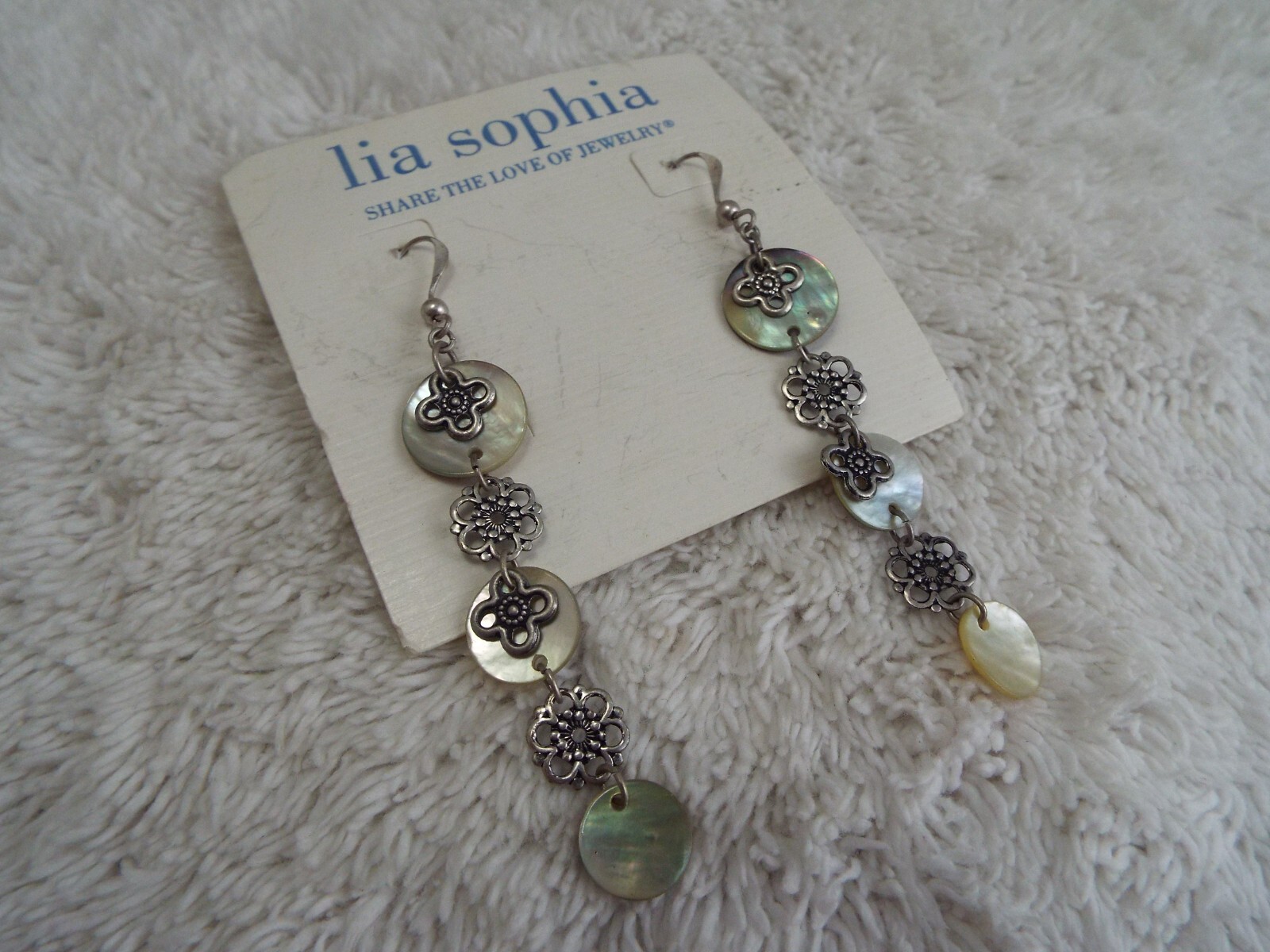 LIA SOPHIA Silvertone Shell Earrings Pierced Earrings (D76)