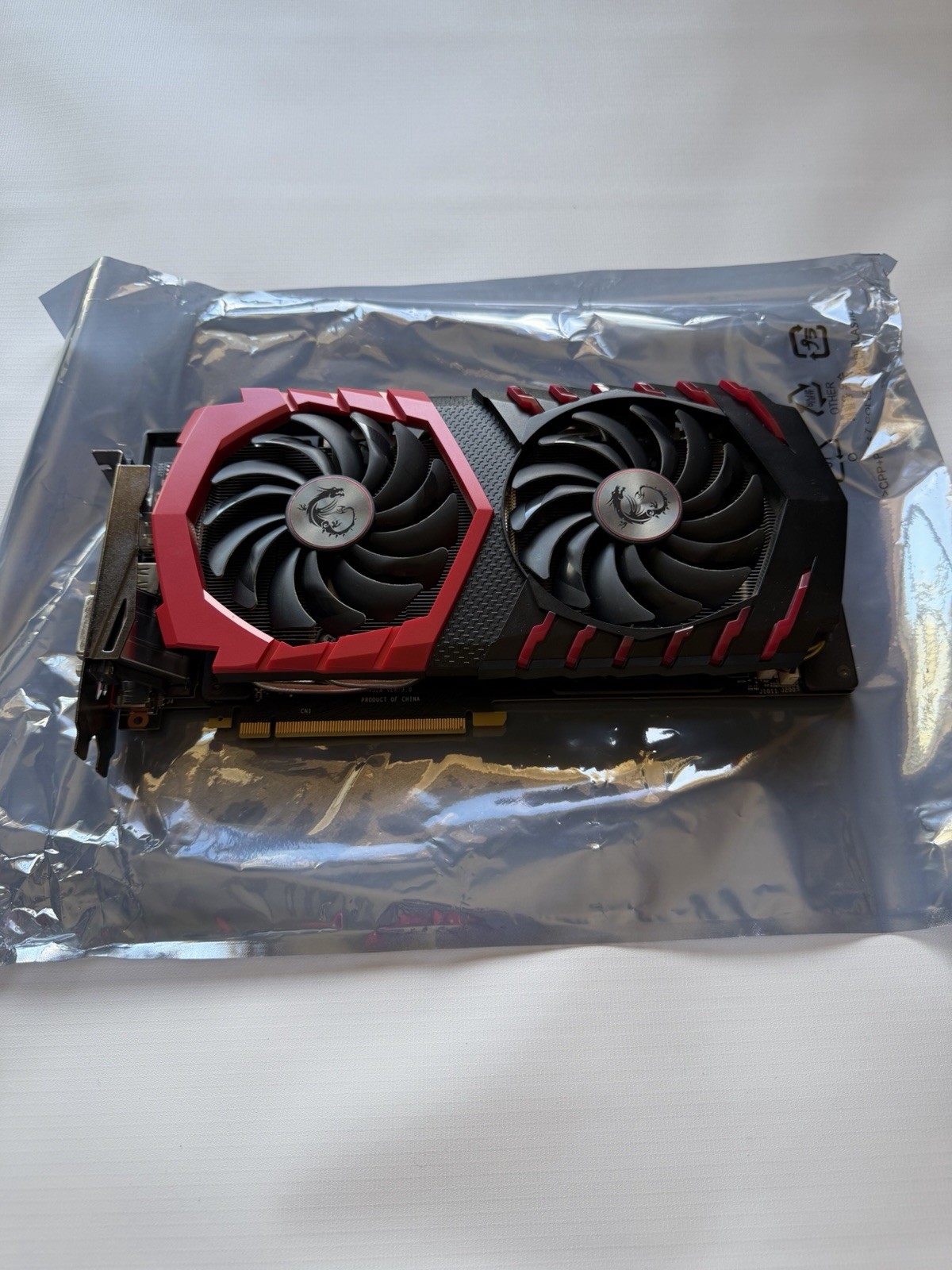 MSI NVIDIA GeForce GTX 1060 Dual-Fan Gaming Graphics Card PCI Express 3.0 x16