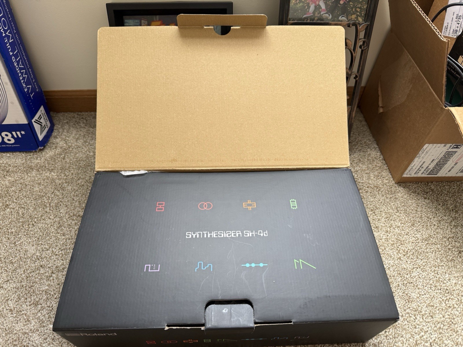 Roland SH-4D Compact Desktop Synthesizer