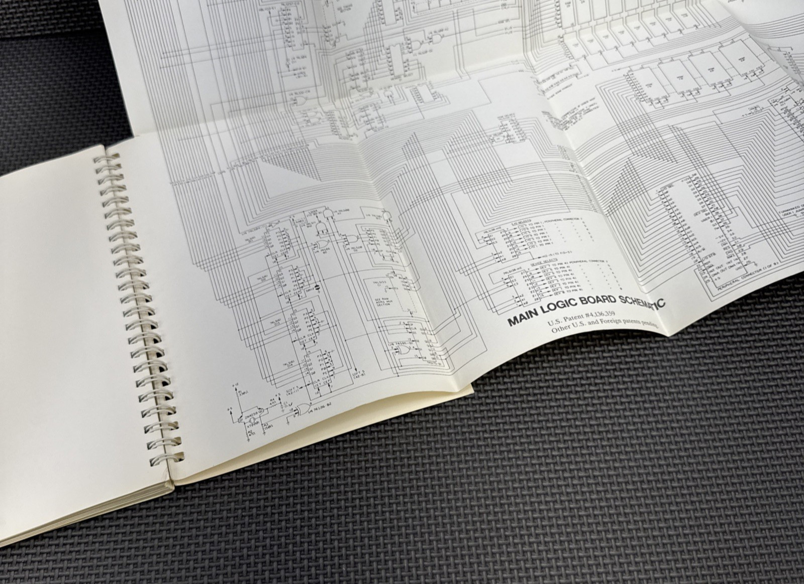 Vintage Apple II Reference Manual