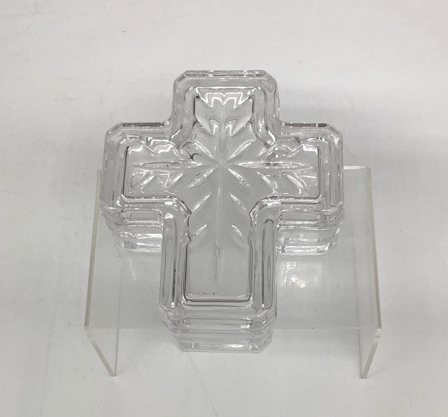 Cross-Shaped Decorative Trinket Dish W/ Etched Details 4.5"x4" Religious Christ