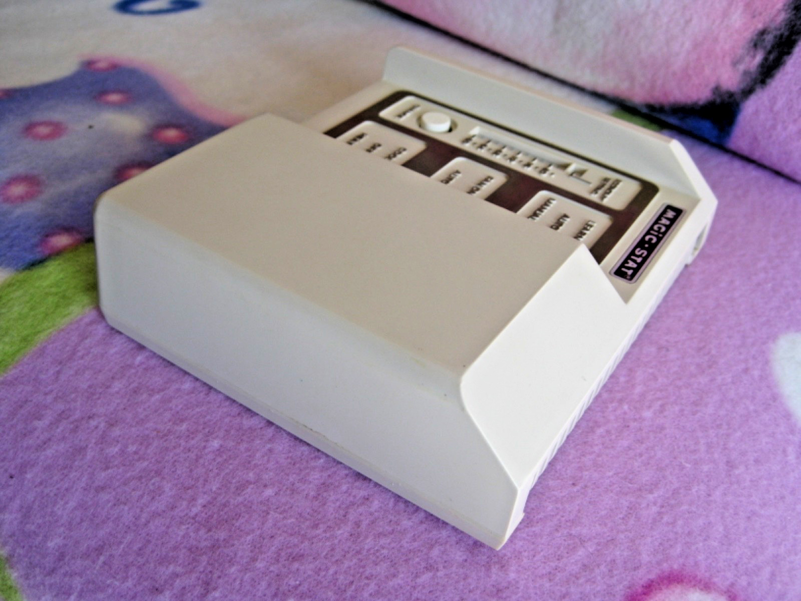 Magic-Stat Model-S2 Thermostat Made by Quad Six Inc