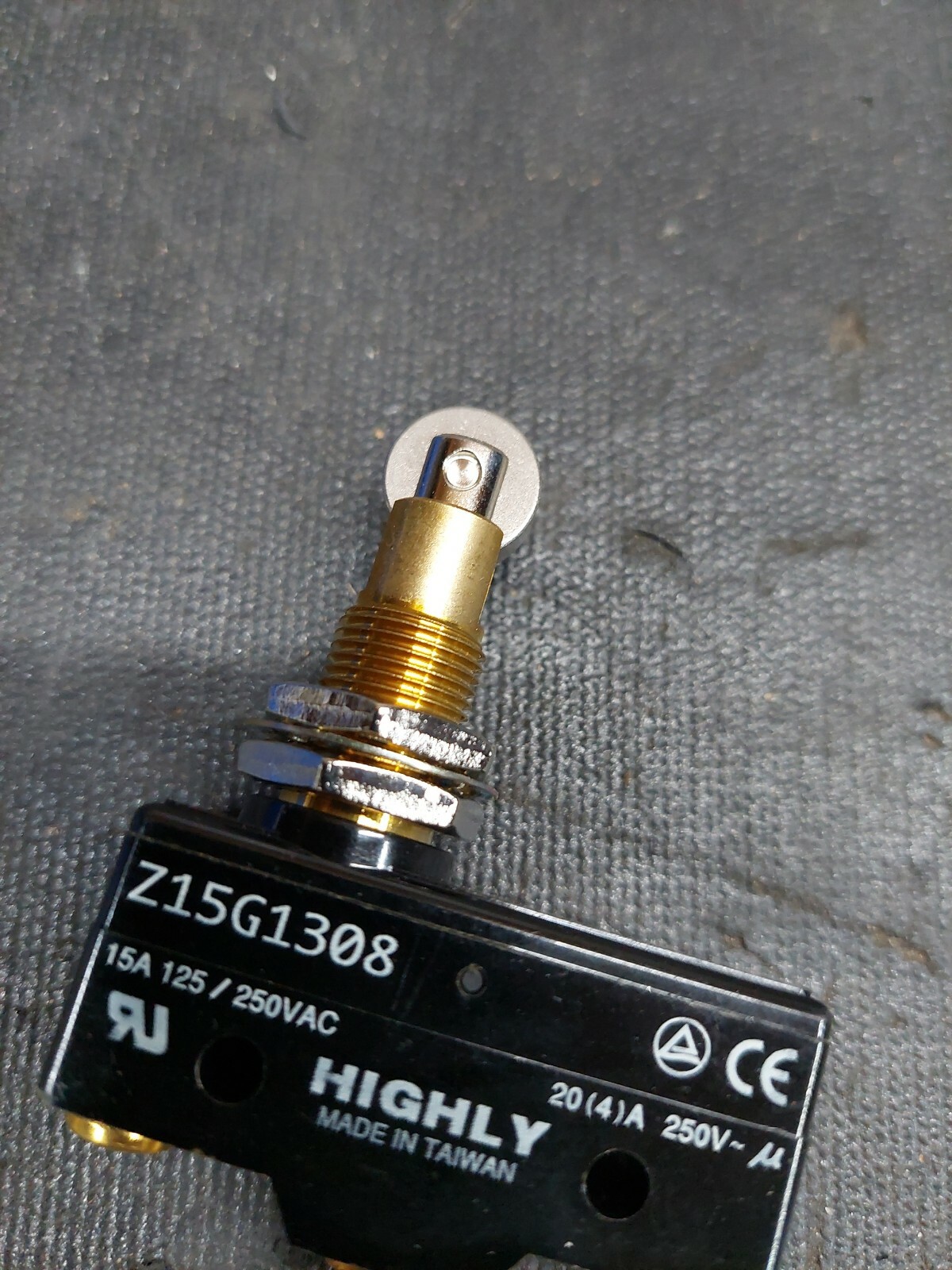 Philmore Heavy Duty Snap Action Switch With Roller Plunger 30-1308