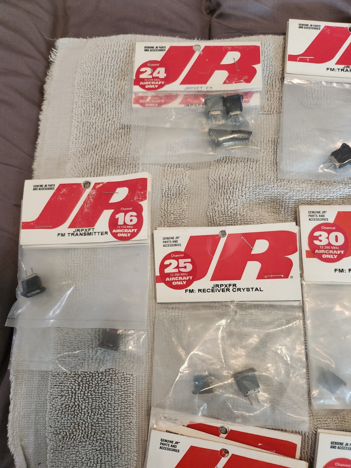 JR transmitter and reciever crystal set CH- 56