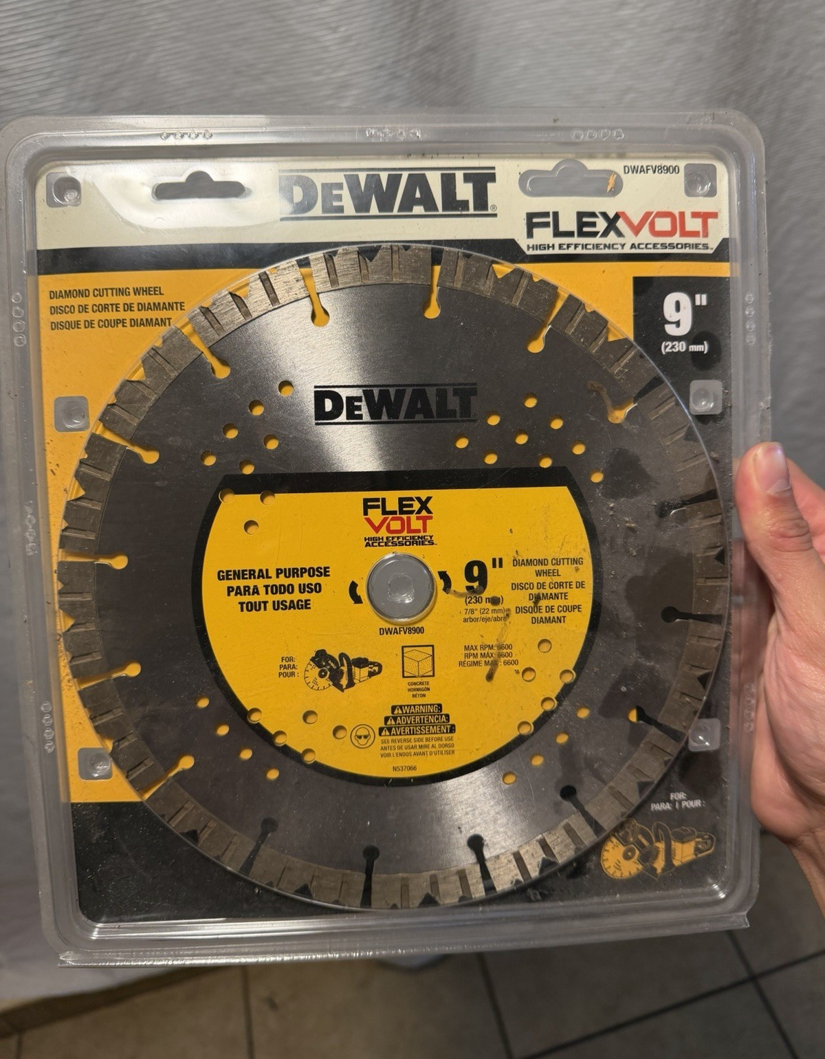 DEWALT Flexvolt DWAFV8900 9" Diamond Saw Blade General Purpose
