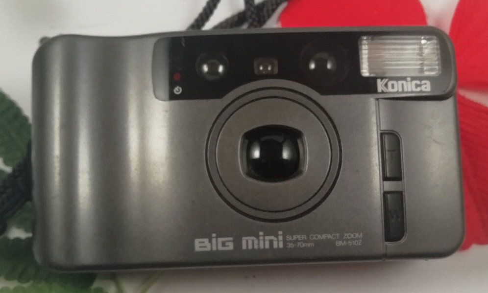 KONICA BIG MINI 35mm Point & Shoot Film Camera