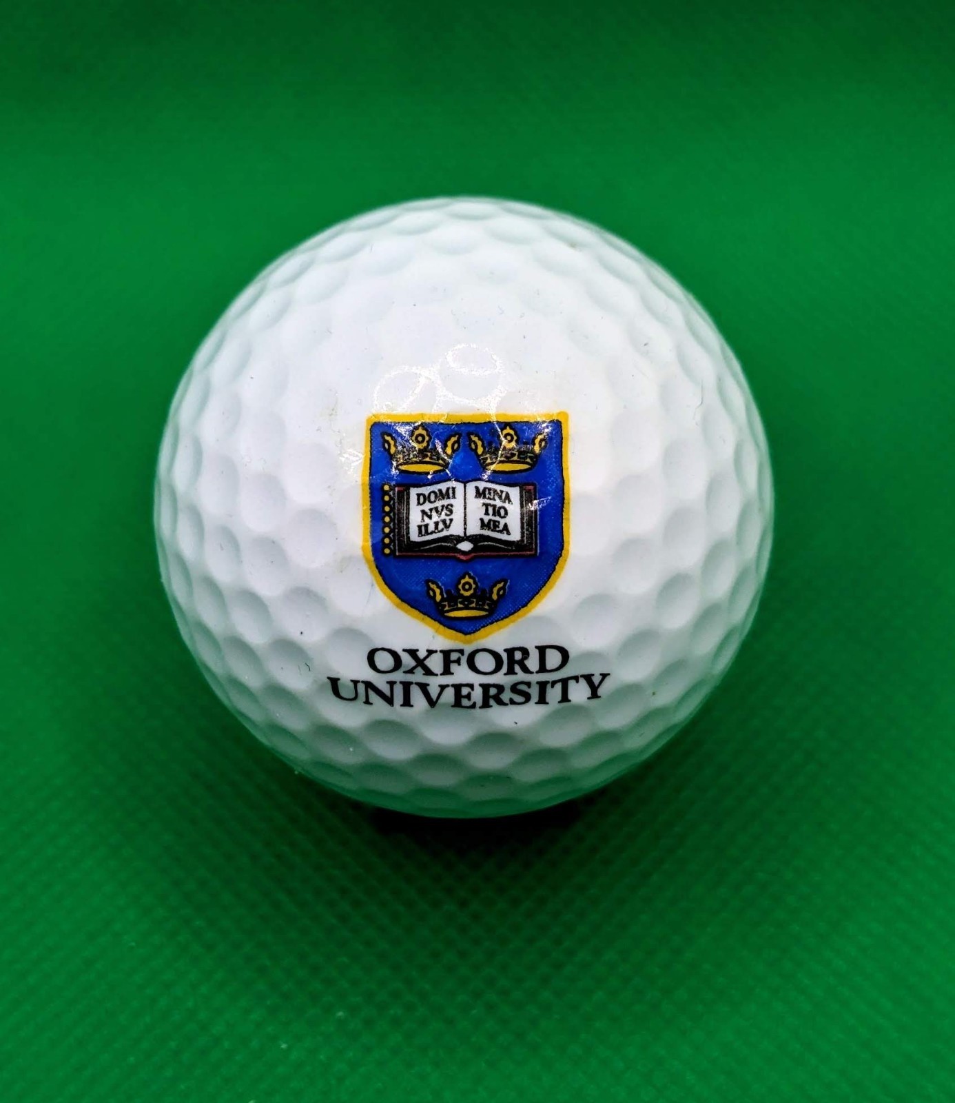 Oxford University logo golf ball (England)