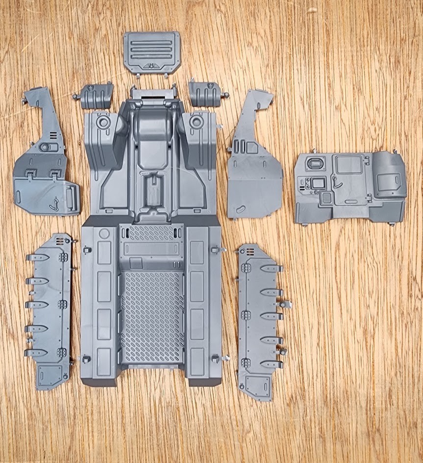 Astra Militarum Centaur RSV, Commissar Graves Hull, Body Bits Warhammer 40k