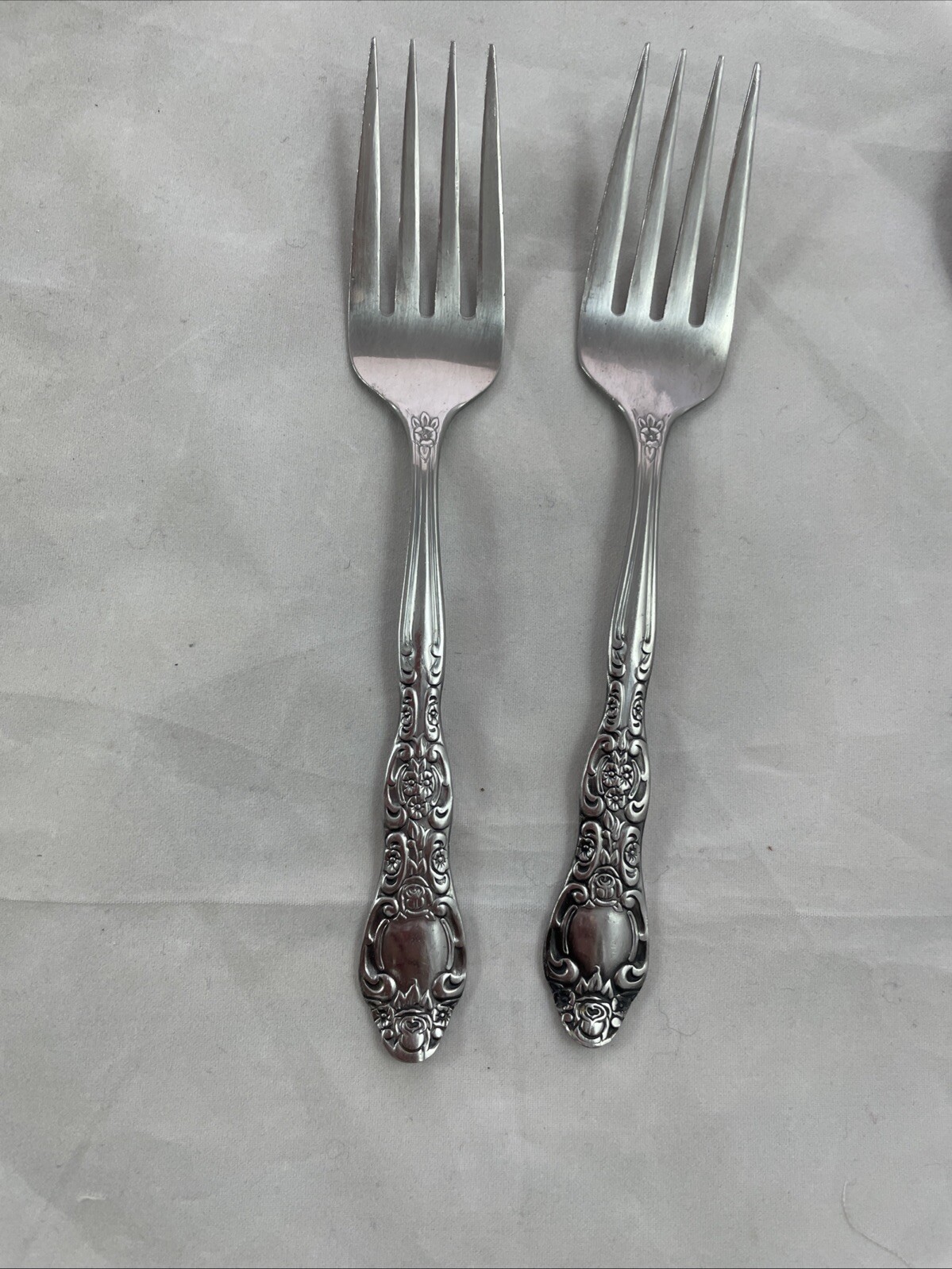 INS 154 - INTERNATIONAL Stainless Korea - Silverware / Flatware - CHOICE