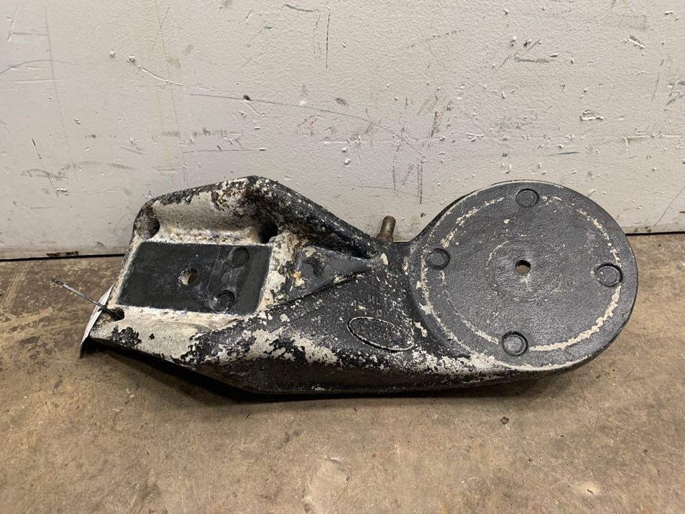 2006 Peterbilt 379 Suspension Bracket 0308402L (641-11868)