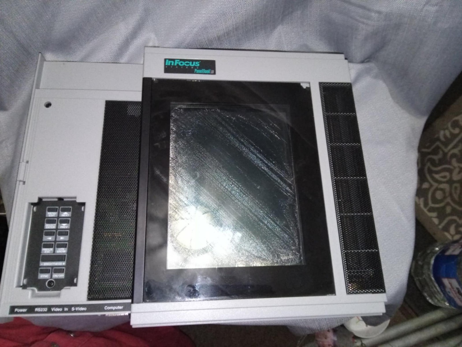 IN FOCUS SYSTEMS PANELBOOK 530