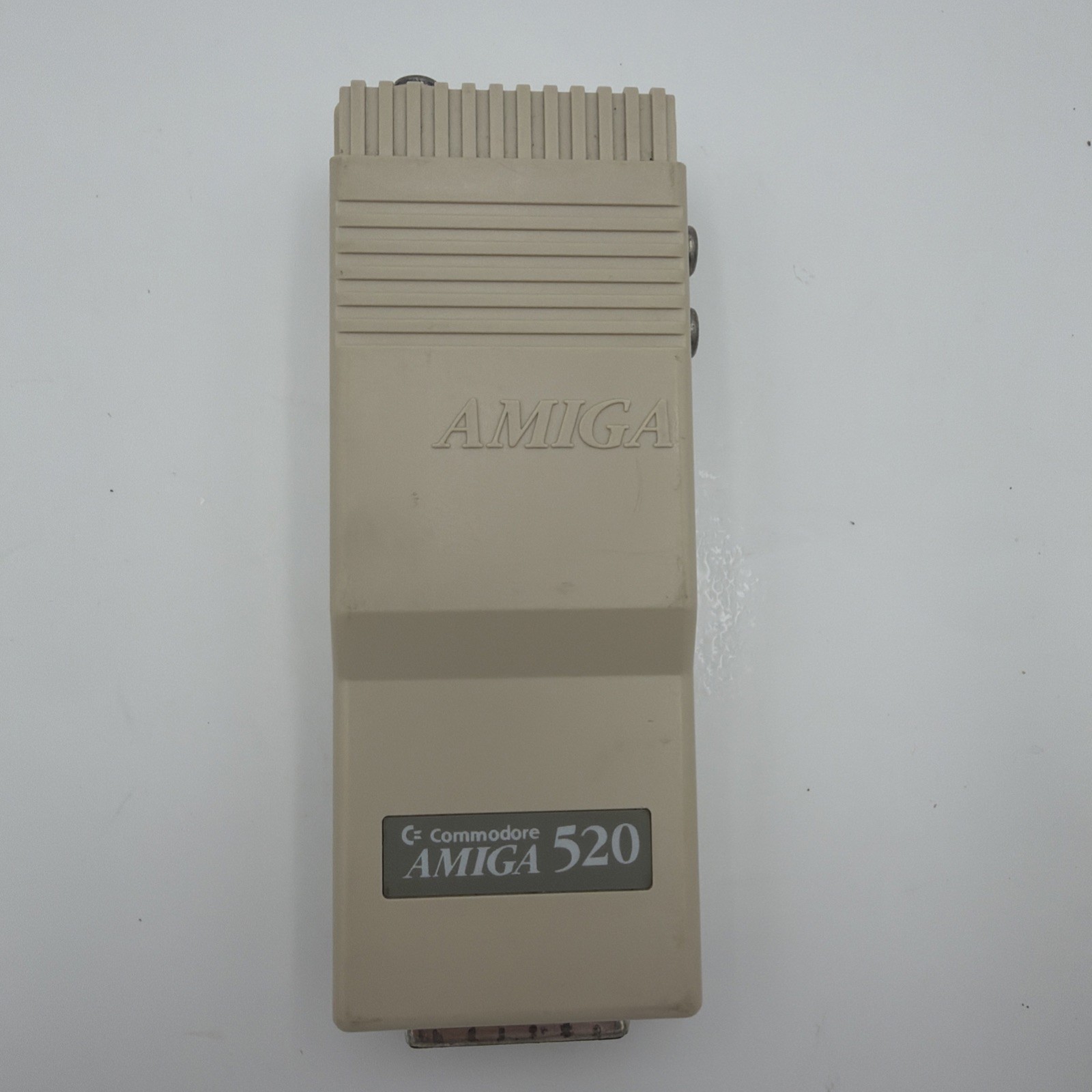 Commodore Amiga A520 RF Modulator Adapter TV Converter Tested Working