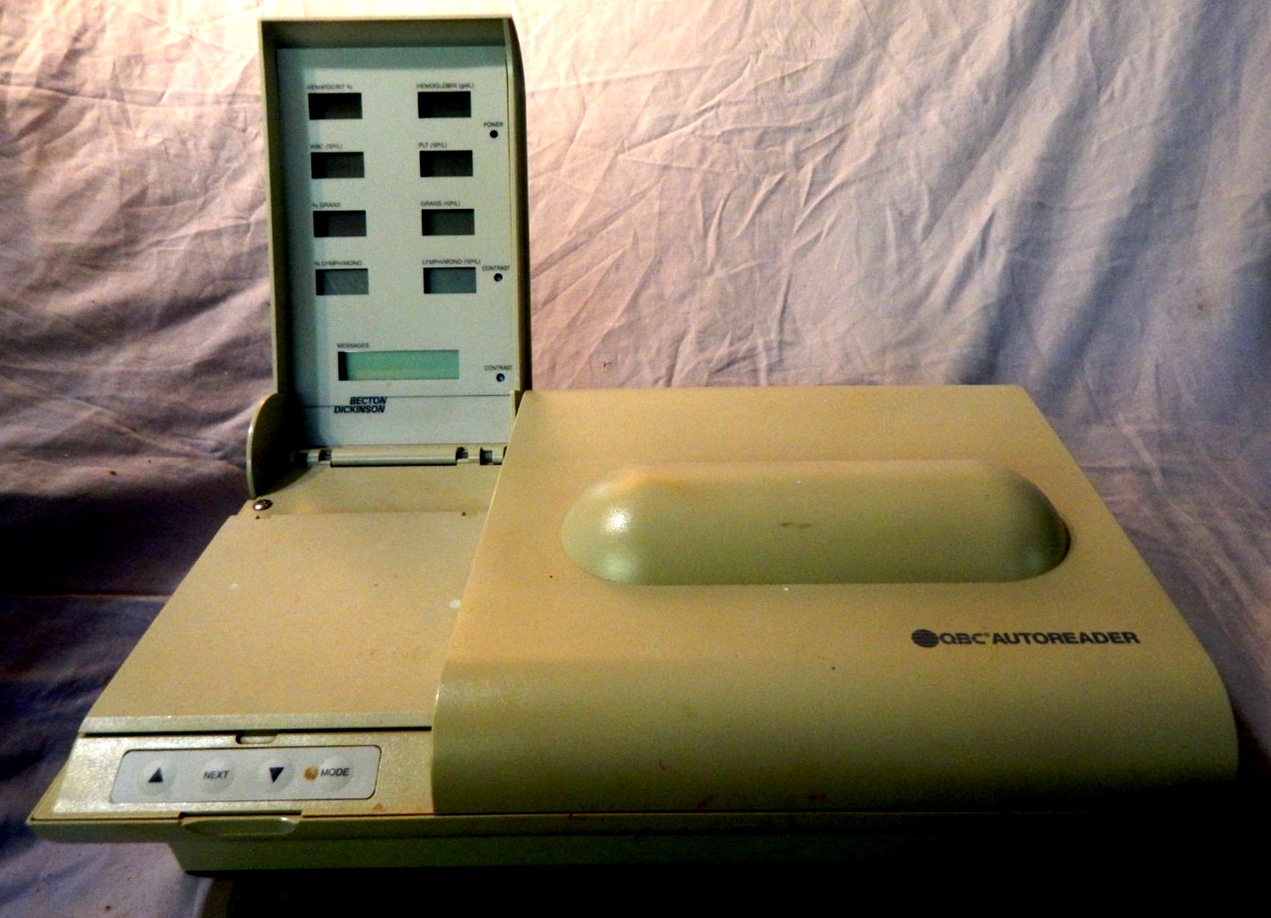 Becton Dickinson QBC Autoreader Model 424576 No Power Cord Untested Parts