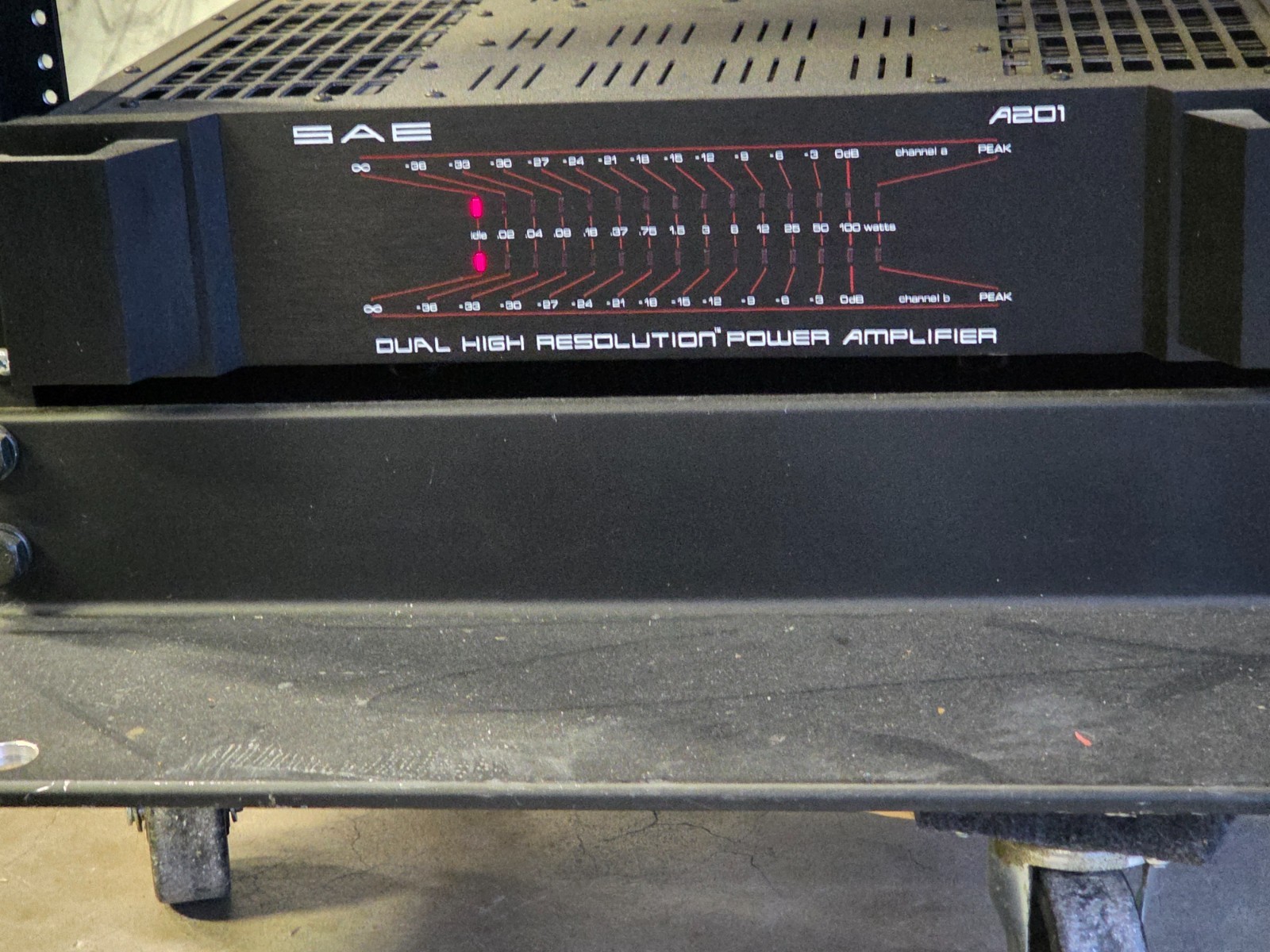 Vintage SAE Computer Direct-Line Stereo Equalizer Powers On
