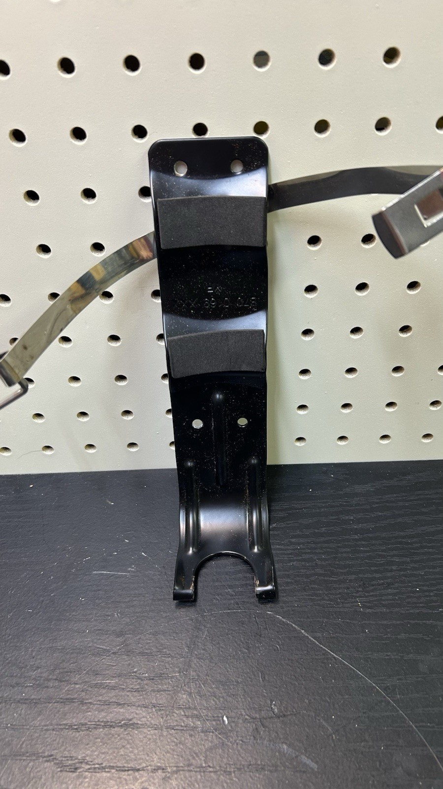 First Alert Fire extinguisher Bracket2
