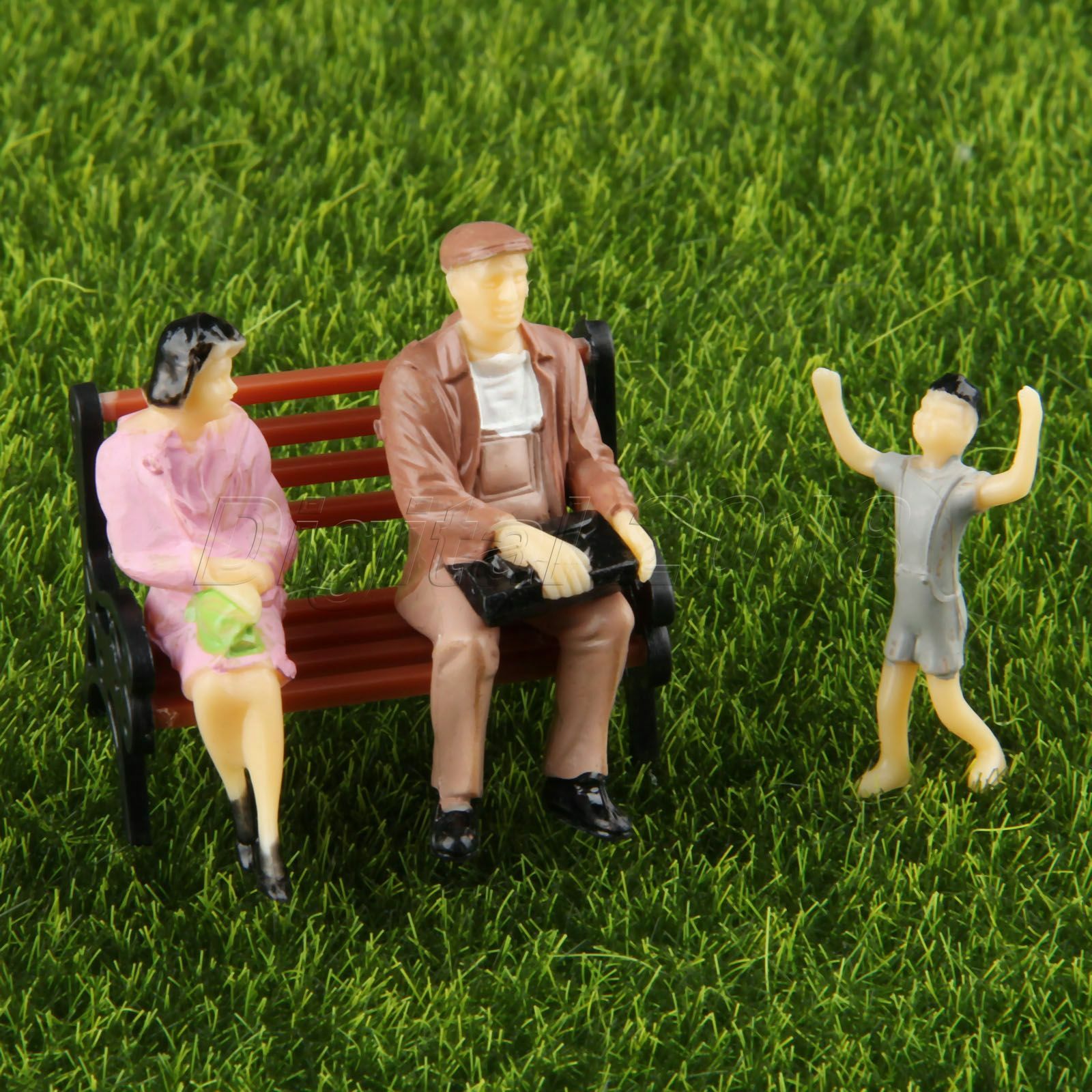 10pcs Plastic Park Plain People Model Train Scenery Layout Scale 1:30 Painted