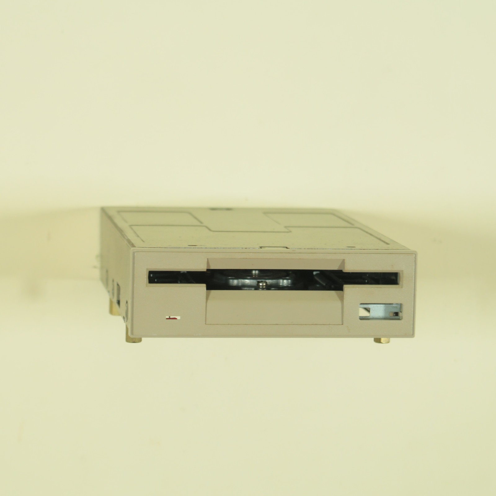 Vintage Chinon FB-354 3.5" Floppy Drive Commodore Amiga 500 2000 Missing Button