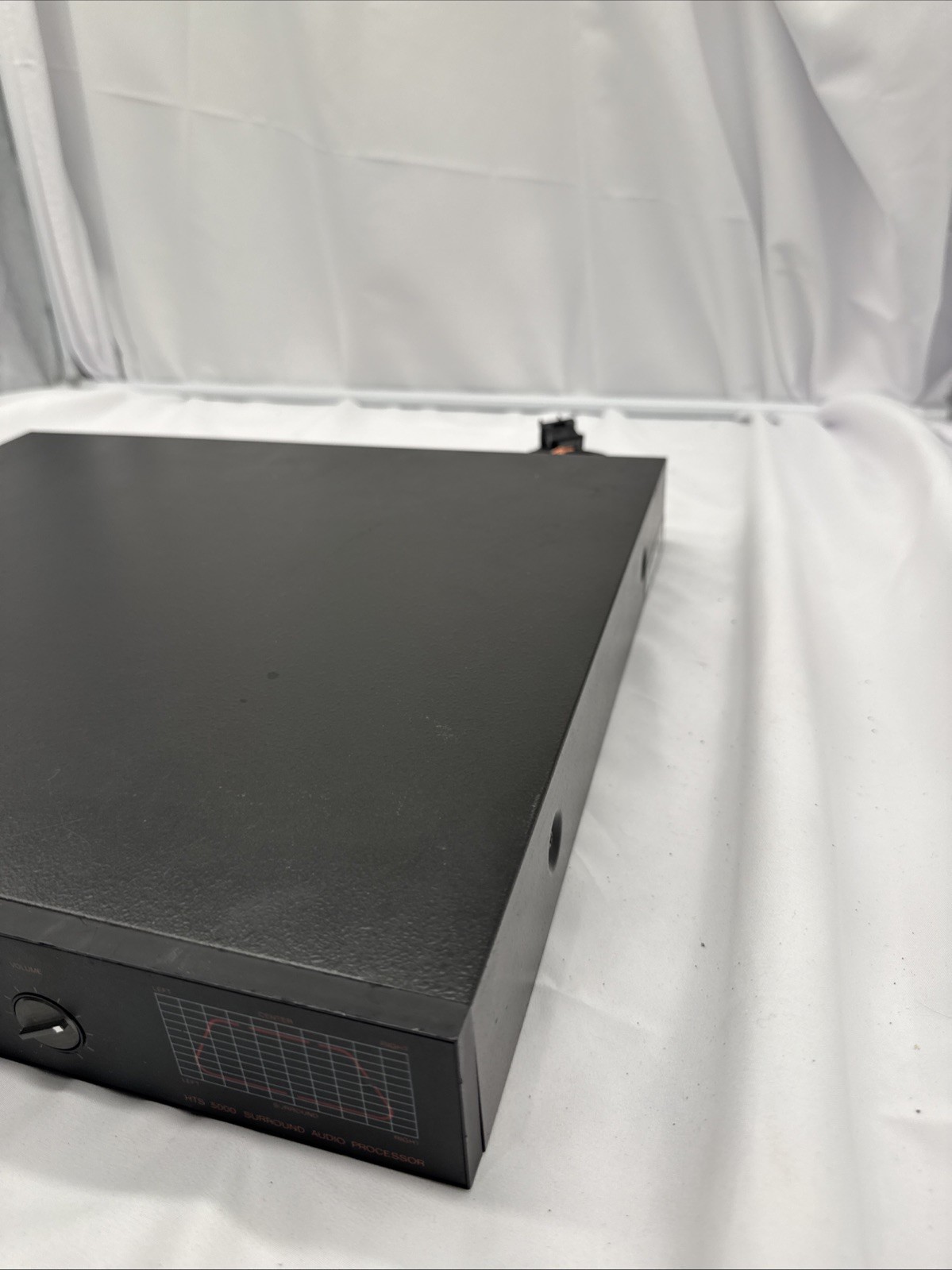Shure HTS 5000 Surround Sound Audio Processor. s6