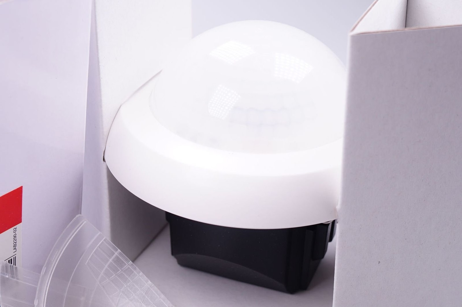 B.E.G. LUXOMAT PD4N -1C 92149 ceiling motion sensor original packaging, NEW