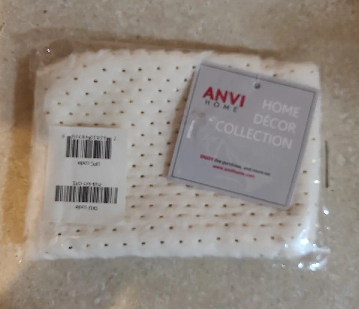 ANVI Rabbit Faux Fur Foil Print ZipperBag (7.5" x 5") Beige