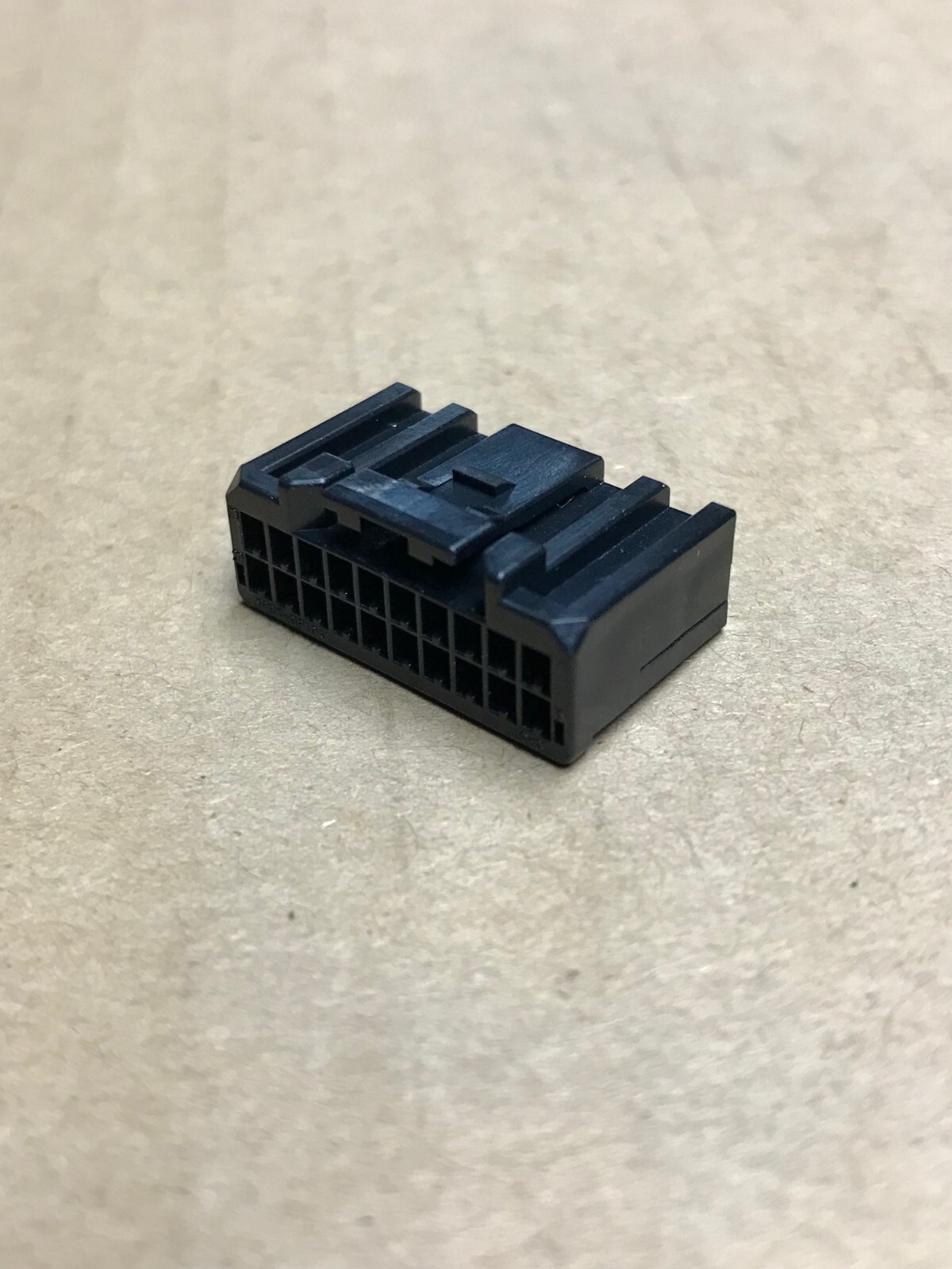 Lot of 4 Pcs JST 20CPT-B-2A Connector (20-Way F CPT) - BRAND NEW & FREE SHIPPING